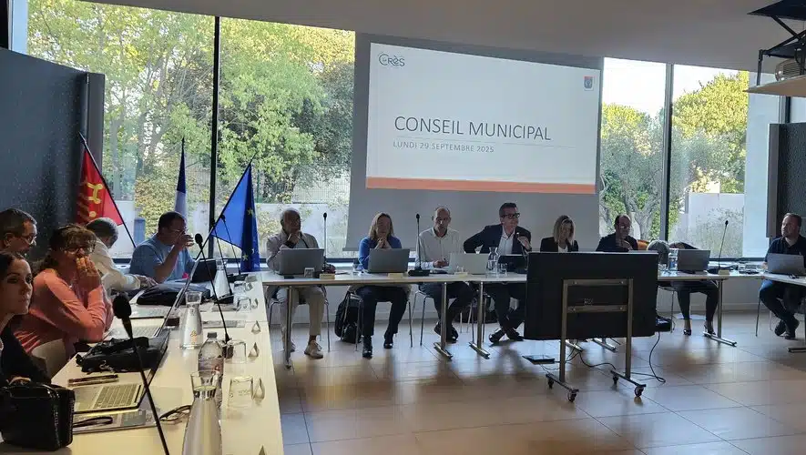 Avocat; Jeunesse et urbanisme thèmes essentiels du conseil municipal