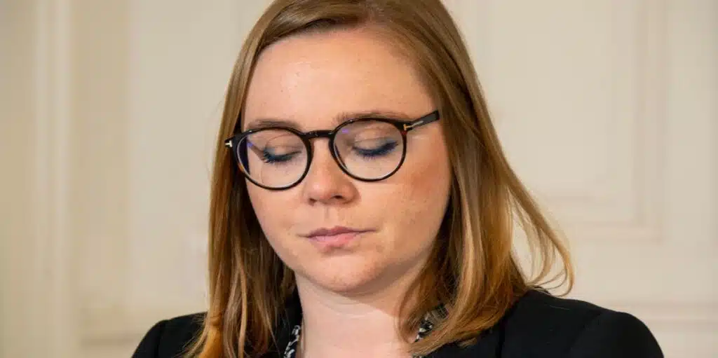 Avocat; Valérie Dittli: l’Etat paie 44’141 fr. de frais d’avocat