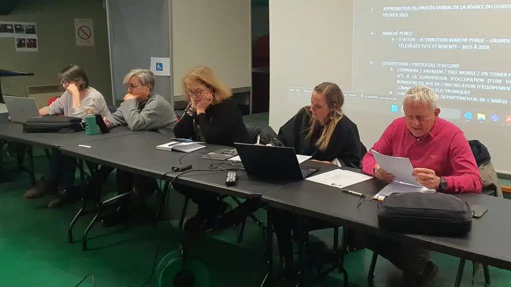 Avocat; Ax-les-Thermes. RN20, urbanisme et gestion foncière au menu du conseil municipal